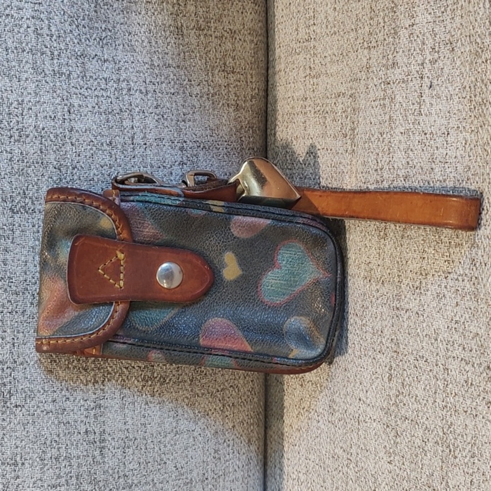 Dooney & Bourke Vintage Heart Canvas Phone Case